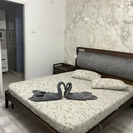 Klara Central *